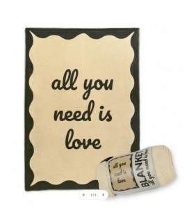 Manta ?All you need is love?