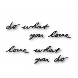 Letras LOVE para pegar en pared