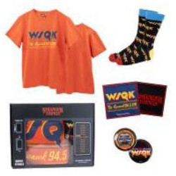 SET STRANGER THINGS CAMISETA CHAPA PARCHE CALCETIN